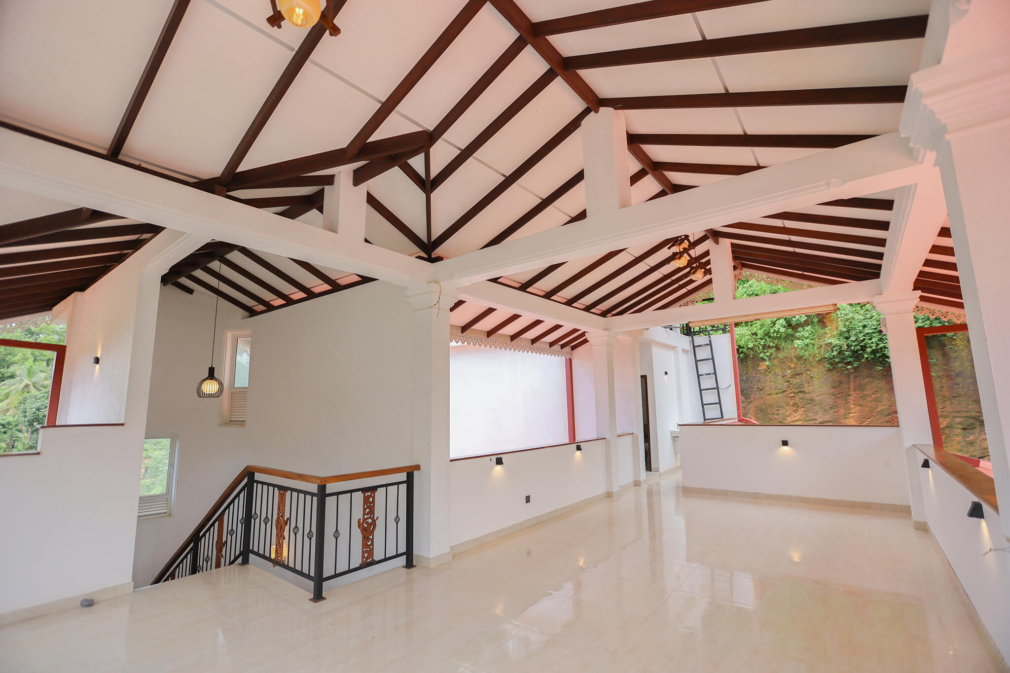 SithRu villa entertainment room