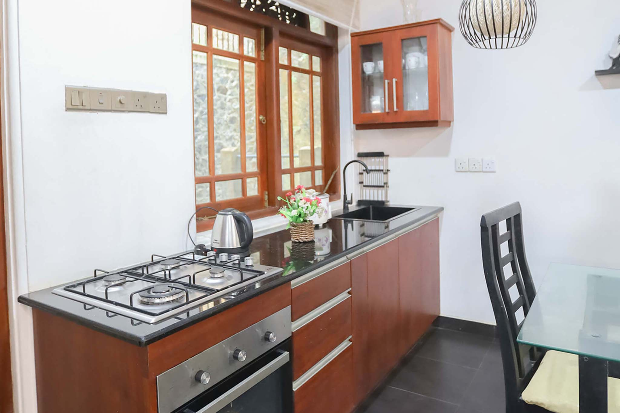 SithRu villa kitchen